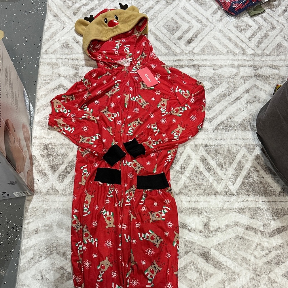 Patpat Christmas 3D reindeer pajamas adult size small new with tags never